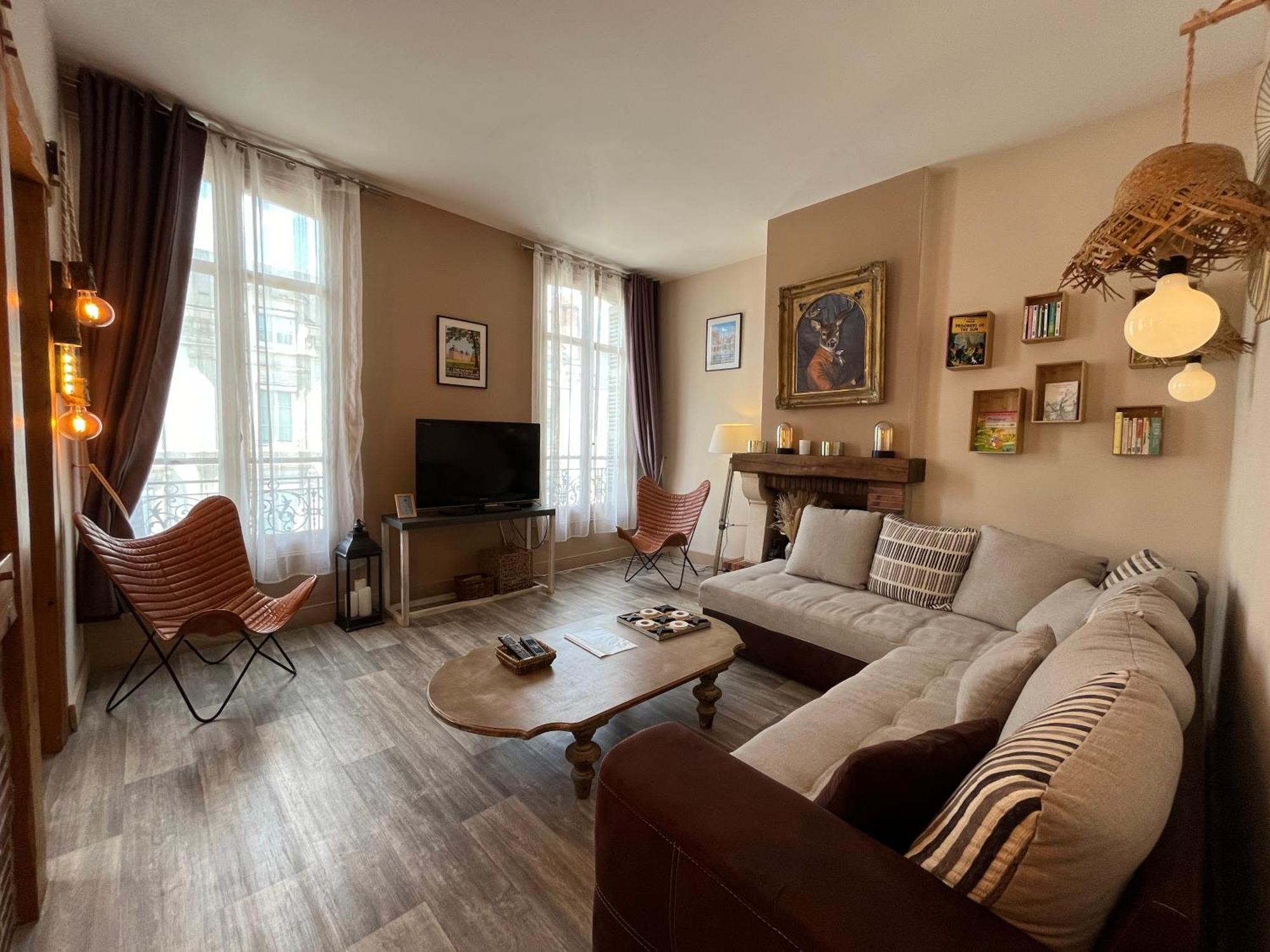 Cote Chateau - Grand Appartement Au Coeur De Blois Kültér fotó